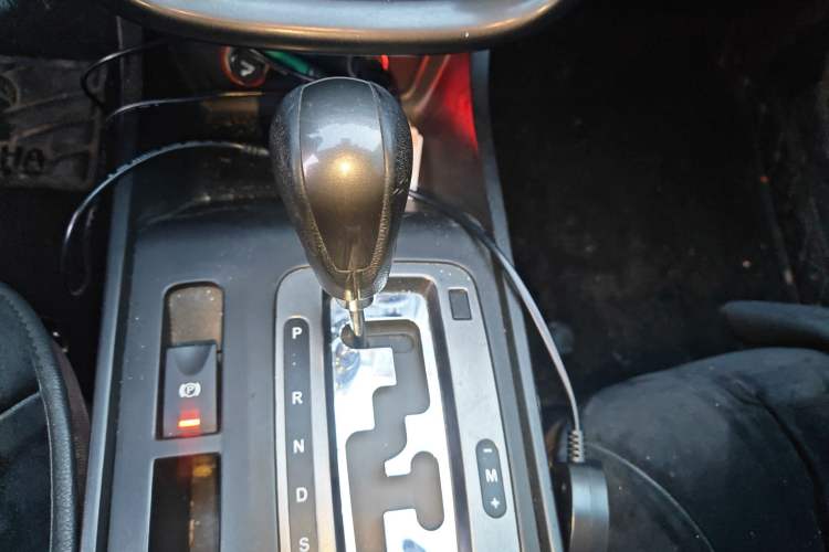 Used Bestune X80 2015 2.0L automatic comfort version
