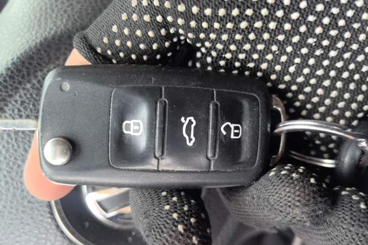 Used Volkswagen Golf 2012 1.6L Automatic Comfort Model
