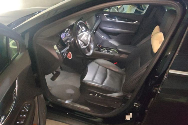 Used Cadillac XT5 2020 Revised Version 28T Four-Wheel Drive Luxury Edition Interior 3