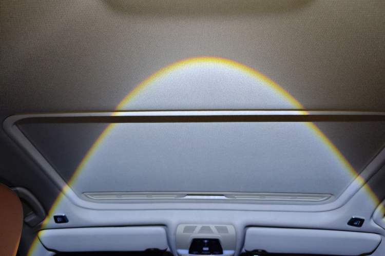 Used BMW 3 Series 2014 320Li Luxury Design Package
