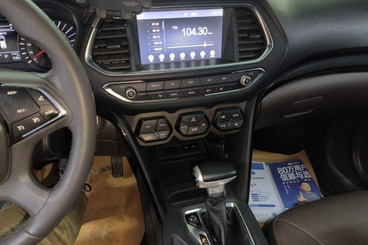 Used GAC Trumpchi GS4 2017 235T Automatic Two-Wheel Drive Luxury Smart Connectivity Version