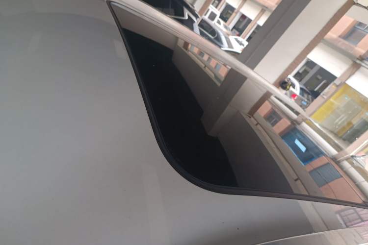 Used Haval H6 2017 Red Label 2.0T Automatic Two-Wheel Drive ZhiShang Model