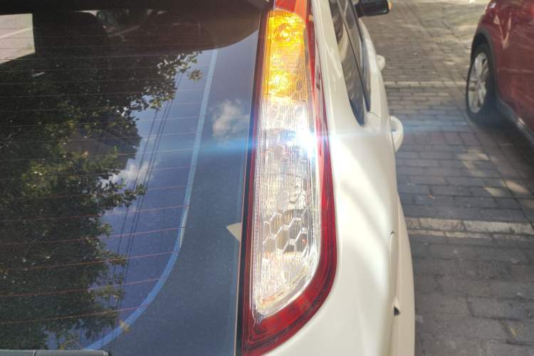 Used Ford Focus 2013 Hatchback Classic 1.8L Automatic Base Model