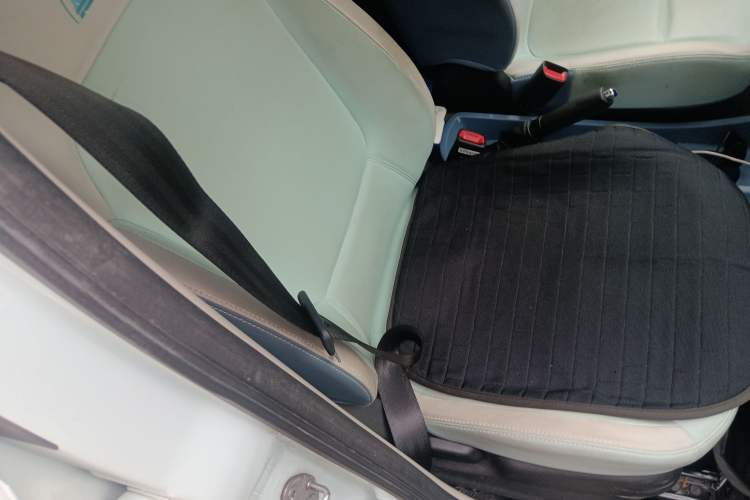 Used Dongfeng NAMMI BOX 2022 Chasing Wind Edition 351 km Advanced Model Right Front Seat