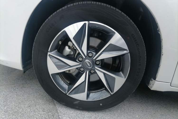 Used GAC Trumpchi M6 2023 PRO 270T DCT Luxury Edition
