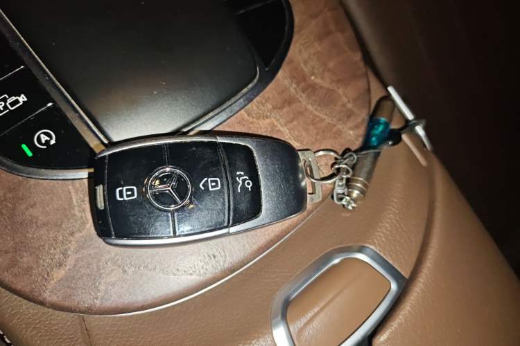 Used Mercedes-Benz E-Class 2020 E 300 L Stylish Model