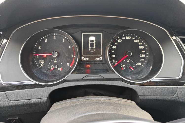 Used Volkswagen Magotan 2017 330TSI DSG Leading Model Instrument Cluster