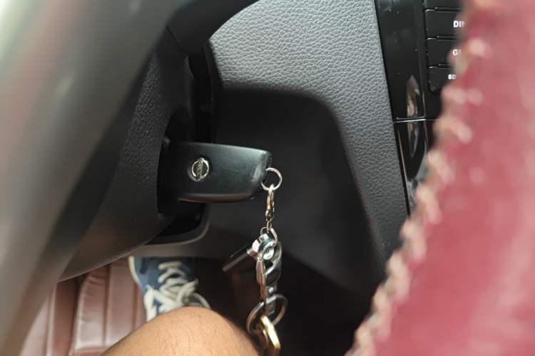 Used Nissan Qashqai 2016 2.0L CVT Elite Edition Vehicle Key