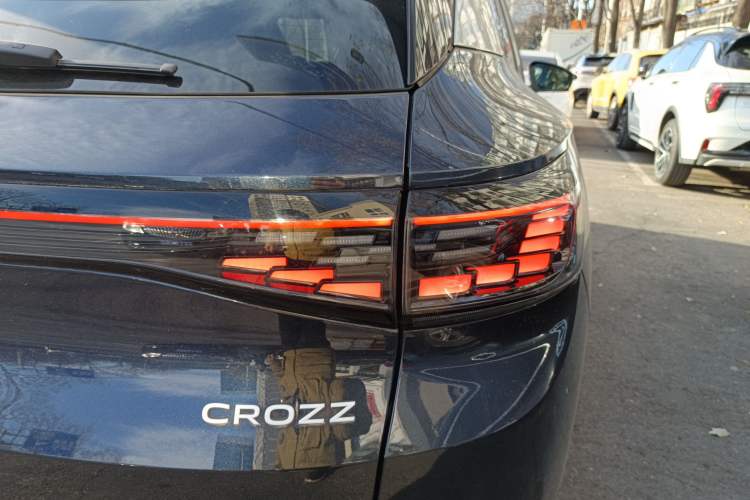 Used Volkswagen ID.4 CROZZ 2022 Long-Range Lite PRO Edition