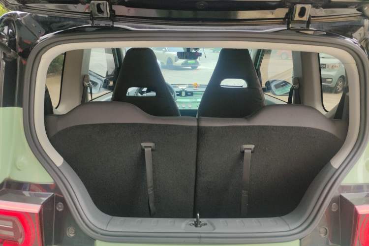 Used Wuling Hongguang MINIEV 2022 Macaron Premium Model – Lithium Iron Phosphate