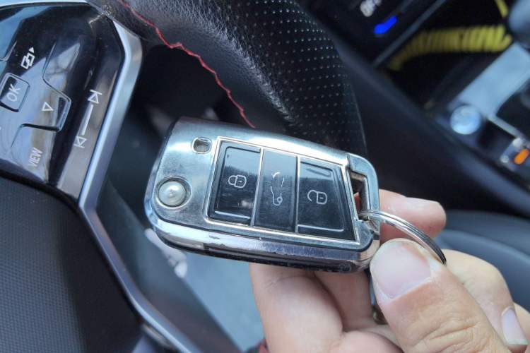 Used Volkswagen Tiguan X 2021 330TSI Two-Wheel Drive Enjoyment Version Vehicle Key