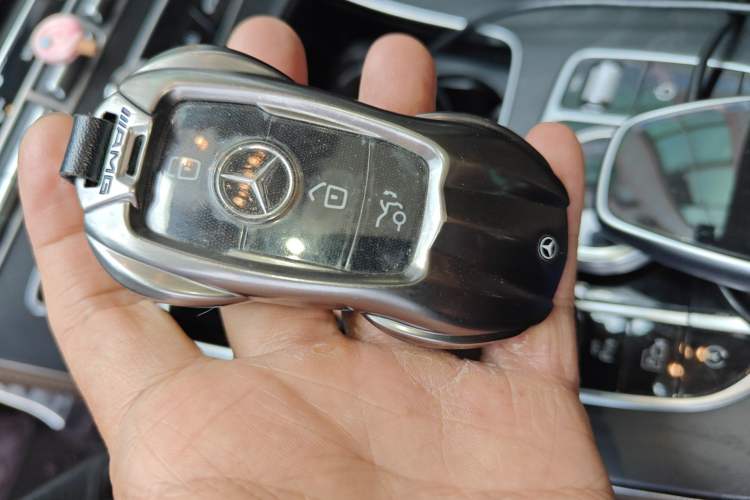 Used Mercedes-Benz E-Class 2018 Restyled E 300 L Sporty and Stylish Edition Interior 1