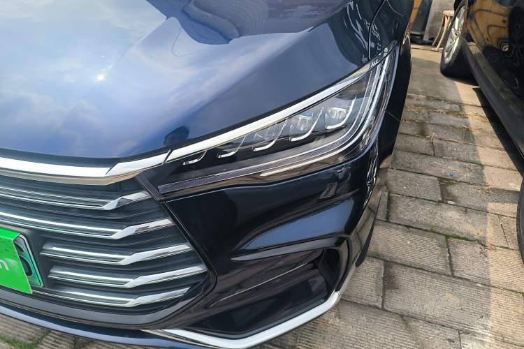 Used BYD Song MAX New Energy 2022 DM-i 105KM Flagship Model
