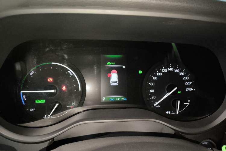 Used Toyota Granvia 2024 2.5L Hybrid Comfort Edition
