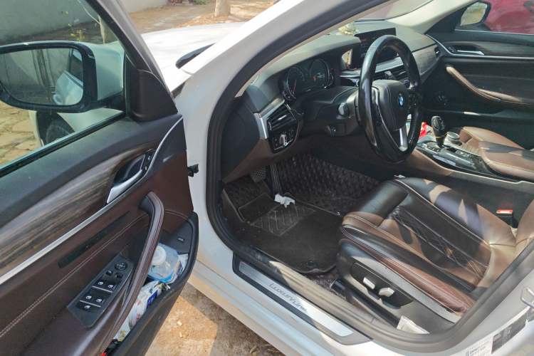 Used BMW 5 Series 2018 530Li Leading Edition Luxury Package
