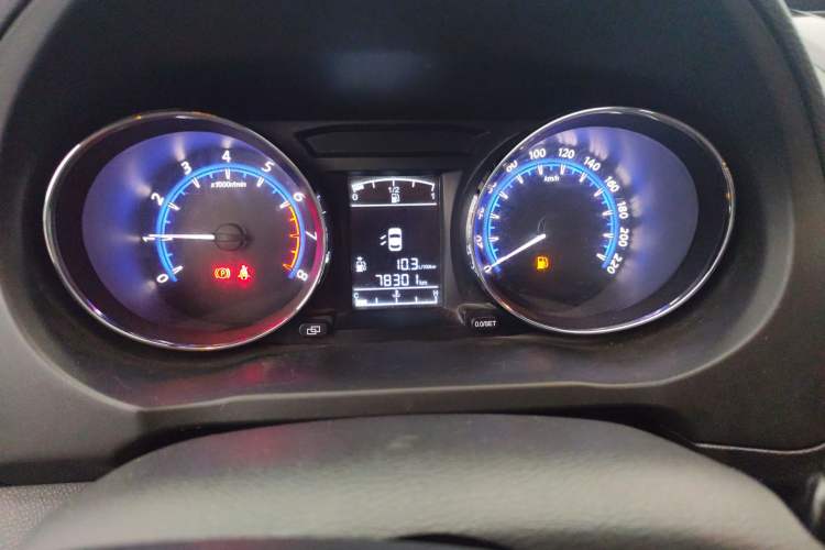 Used FORTHING F600 2016 F600L 1.5T Luxury Model Odometer Close Up