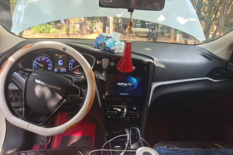 Used Venucia D60EV 2020 Standard Range Smart Drive Edition Center Console