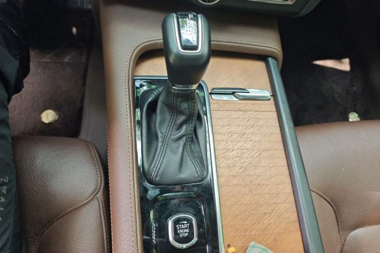 Used Volvo S90 2019 T5 Zhiyuan Edition
