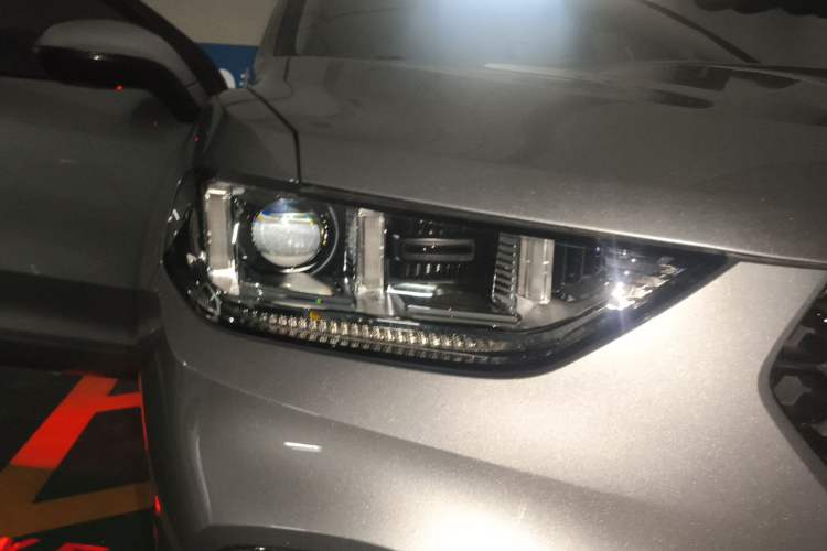 Used Wey VV5 2017 2.0T Ultra-Luxury Version