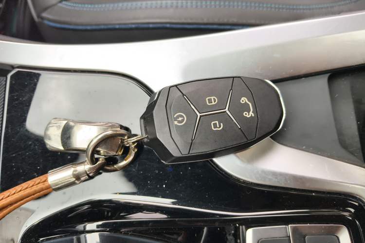 Used Lynk & Co 01 2017 2.0T Two-Wheel Drive Zhaopu Version