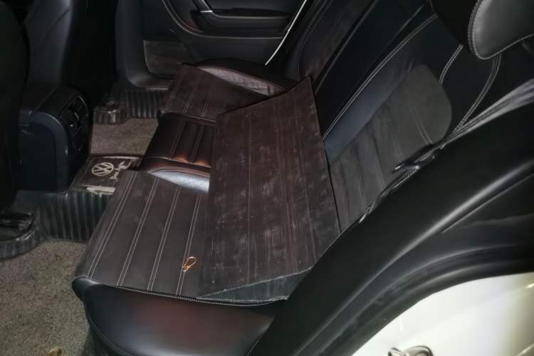 Used Volkswagen FAW-Volkswagen CC 2015 1.8TSI Luxury Model