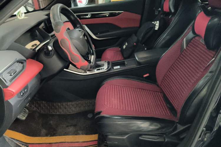 Used Dongfeng Aeolus Yixuan 2020 230T Automatic Dazzle Track Rider Edition Left Front Seat