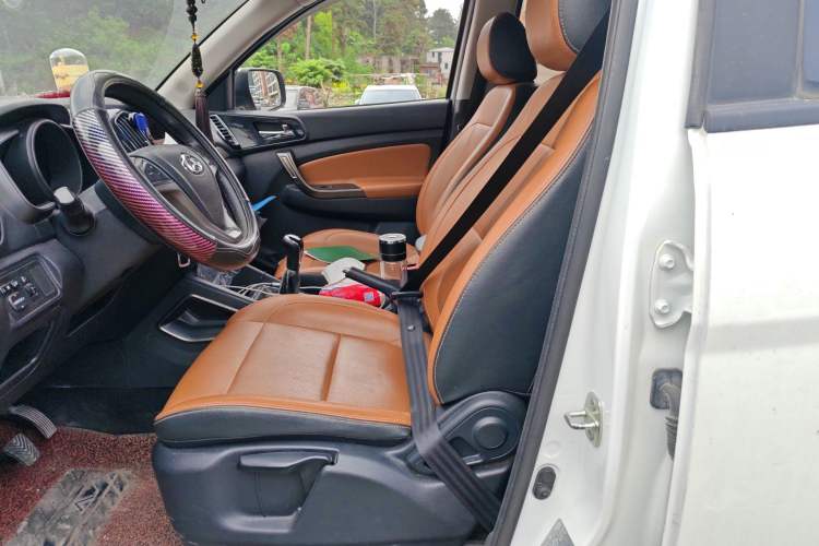 Used CHANGAN OSHAN CX70 2016 1.6L Manual Luxury Model