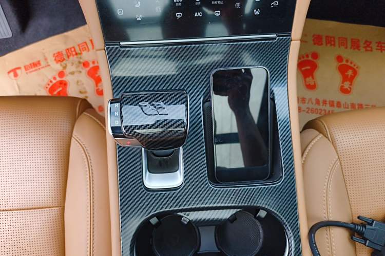 Used Li Auto ONE 2021 Extended-Range 6-Seater Version Gear Lever