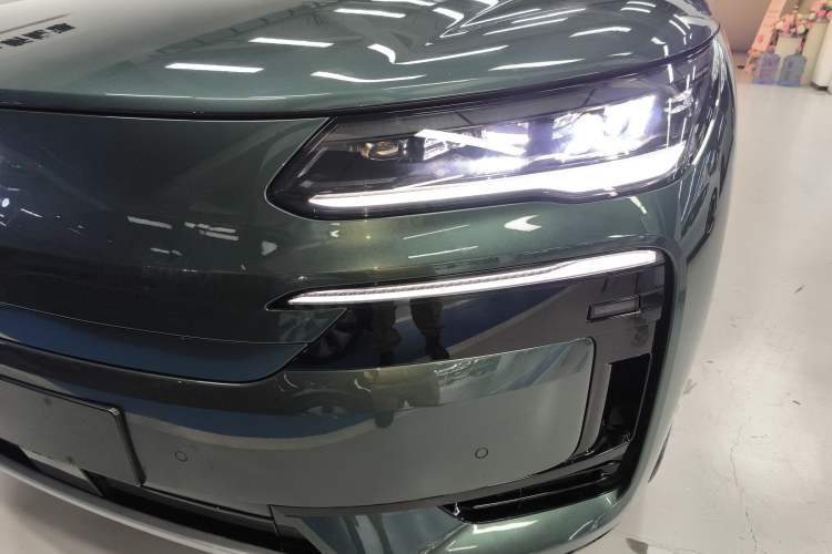 Used Denza N9 2025 Prestige Version