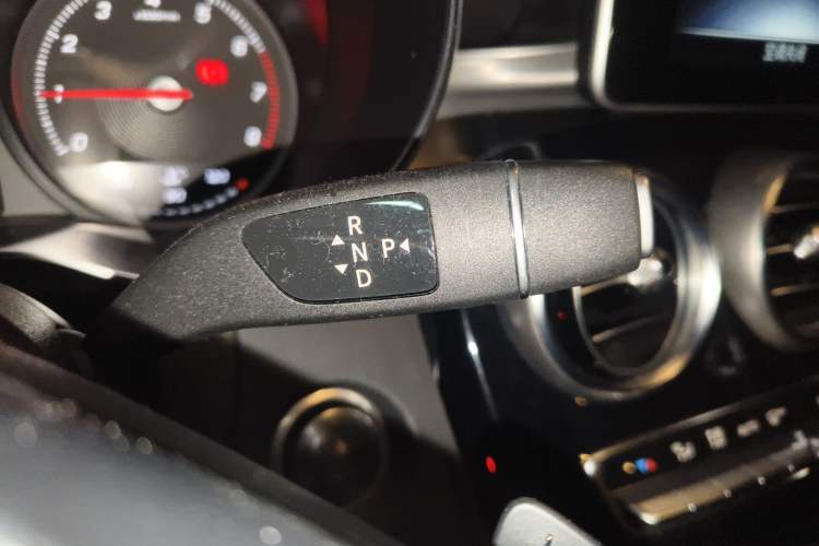 Used Mercedes-Benz GLC Coupe 2019 GLC 200 4MATIC Coupe SUV Gear Lever