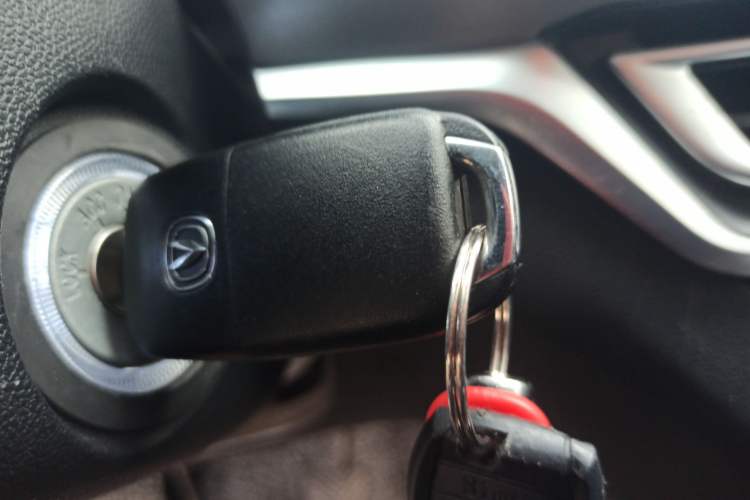 Used CHANGAN CS35PLUS 2019 1.6L Manual E-Link Upgrade Edition
