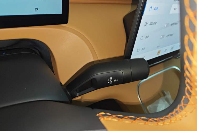 Used Geely Galaxy Xingjian 7 EM-i 2025 120km Exploration+ Version