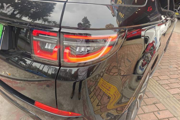 Used Land Rover Discovery Sport 2020 249 PS R-Dynamic Performance Edition Right Rear Taillight