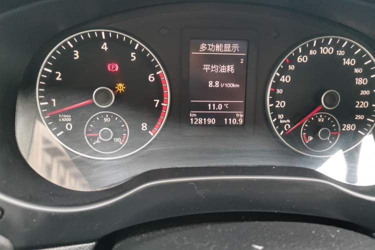 Used Volkswagen Sagitar 2012 1.4TSI Manual Luxury Model
