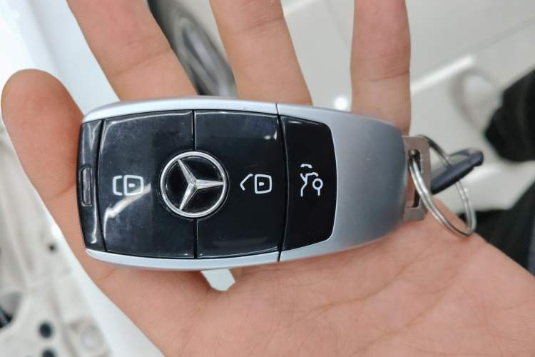 Used Mercedes-Benz E-Class 2018 Facelift E 200 L Sport 4MATIC