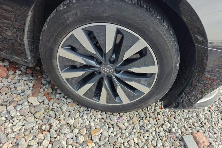 Used Audi A6L 2019 45 TFSI Prestige Elegant Edition Right Front Wheel Hub