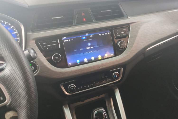 Used Geely Auto Vision X3 2017 1.5L Automatic Elite Model
