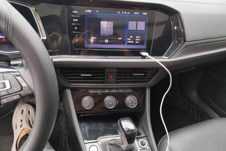 Used Volkswagen Sagitar 2021 280TSI DSG Excellence Edition Audio And AC Panel