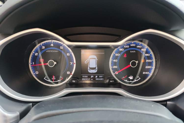 Used Geely Auto Emgrand X7 Sport 2021 Million Edition 1.8TD DCT Two-Wheel Drive Comfort Model Instrument Cluster