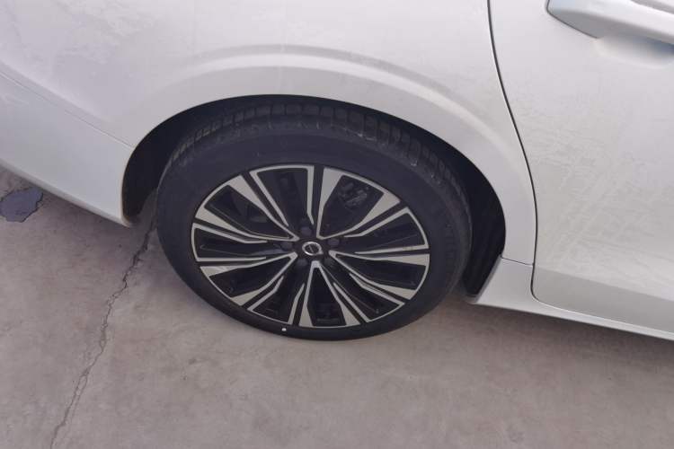 Used Volvo S60 2023 B4 Zhiyuan Luxury Edition
