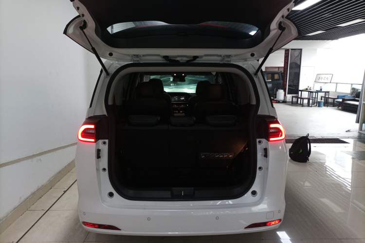 Used GAC Trumpchi M6 2023 PRO 270T DCT Luxury Edition
