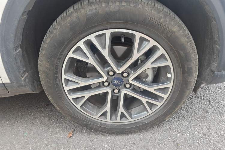 Used Ford Escape 2020 EcoBoost 245 Two-Wheel-Drive Titanium Edition