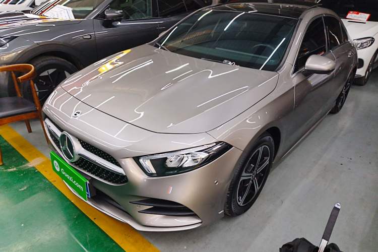 Used Mercedes-Benz A-Class 2022 Second Facelift A 200 L Sport Sedan Fashion Version