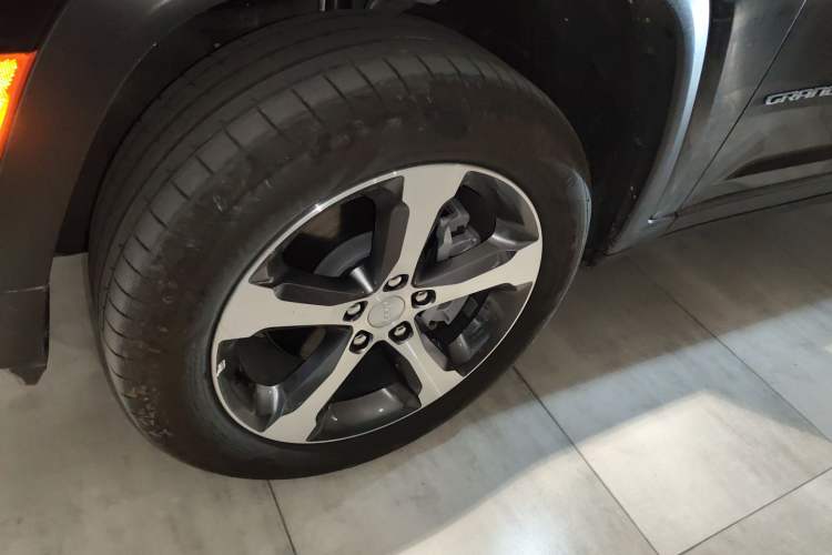 Used Jeep Grand Cherokee New Energy 2024 4xe Peak Edition