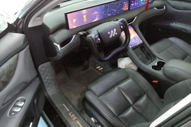 Used IM LS6 2023 Max Long-Range Version
