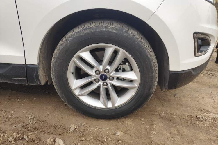 Used Ford Edge 2018 EcoBoost 245 Two-Wheel-Drive Platinum Edition 7-Seater China VI Standard