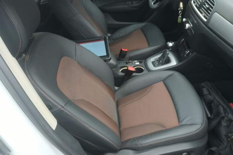 Used Audi Q3 2018 30th Anniversary Edition 30 TFSI Fashion Model Right Front Seat