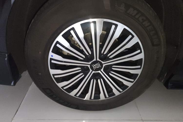 Used BYD Xia 2025 DM-i 1.5T 180km Beyond Edition
