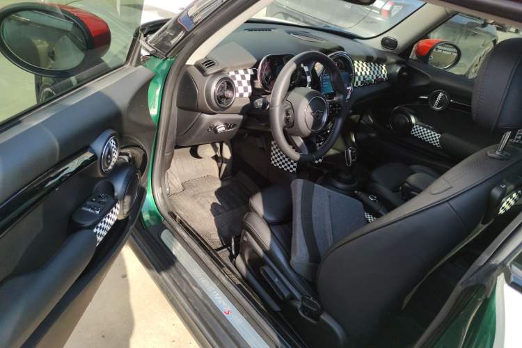 Used MINI 2022 Updated 2.0T COOPER S Artist Driver Seat