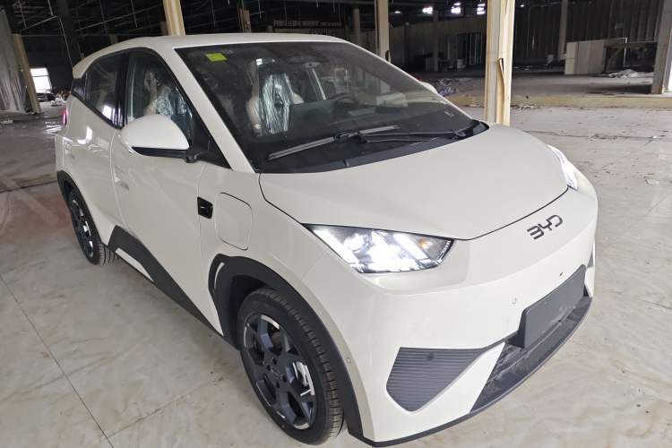 Used BYD Seagull 2025 Smart Drive Version 305 km Freedom Edition Front Right 45 Deg